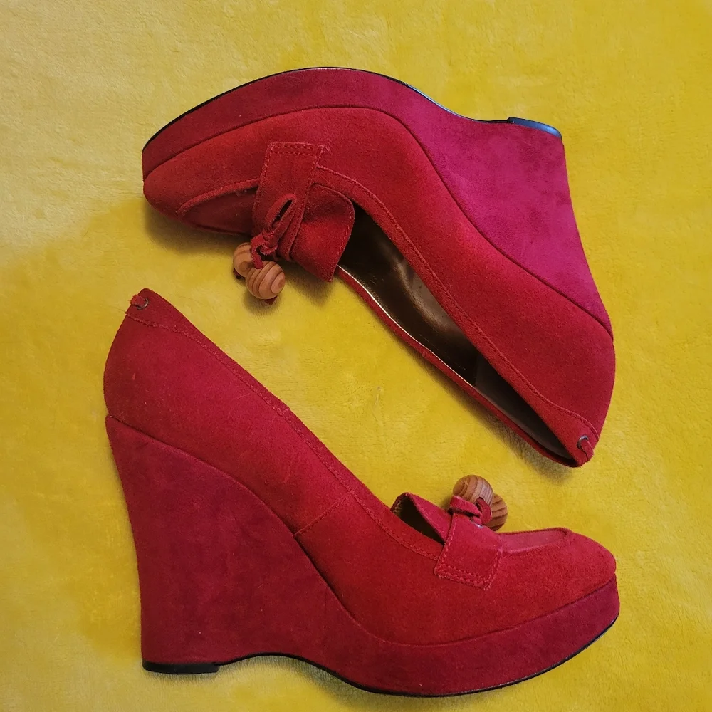 Vintage 2000s Zinc Suede Leather Platform Loafers, Red, Womens 9.5 - Picture 2 of 7